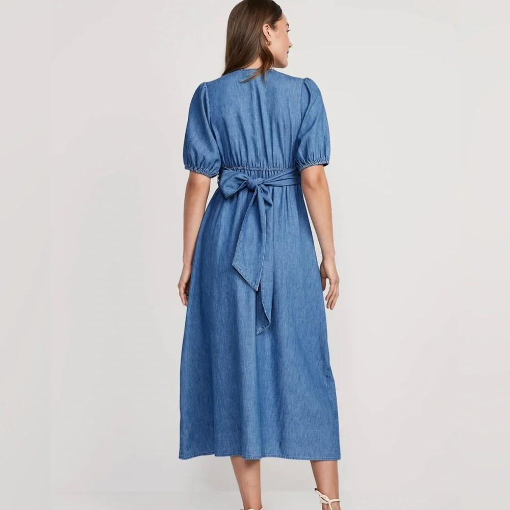 NWT! Women’s Fit & Flare Twist-Front Maxi Dress - Multiple Sizes 💛 - Picture 2 of 8